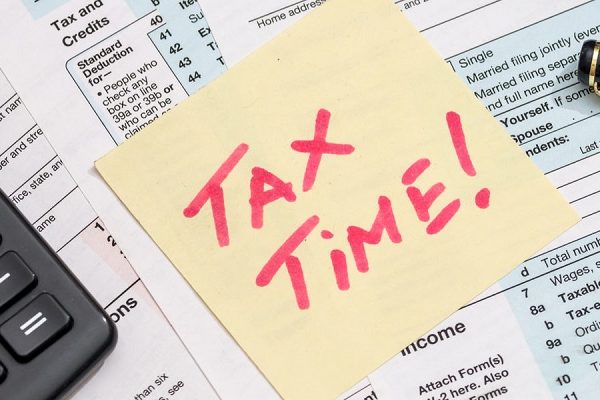 8 Commonly Asked Questions About HOA Taxes