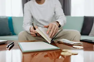 How often should an hoa budget be reviewed